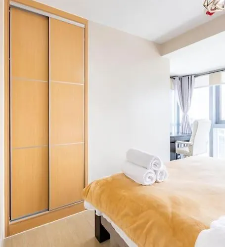 Luxury Living @ Eastwood 公寓